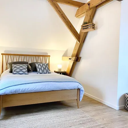 Bed & Breakfast Aux 2 Girouettes *